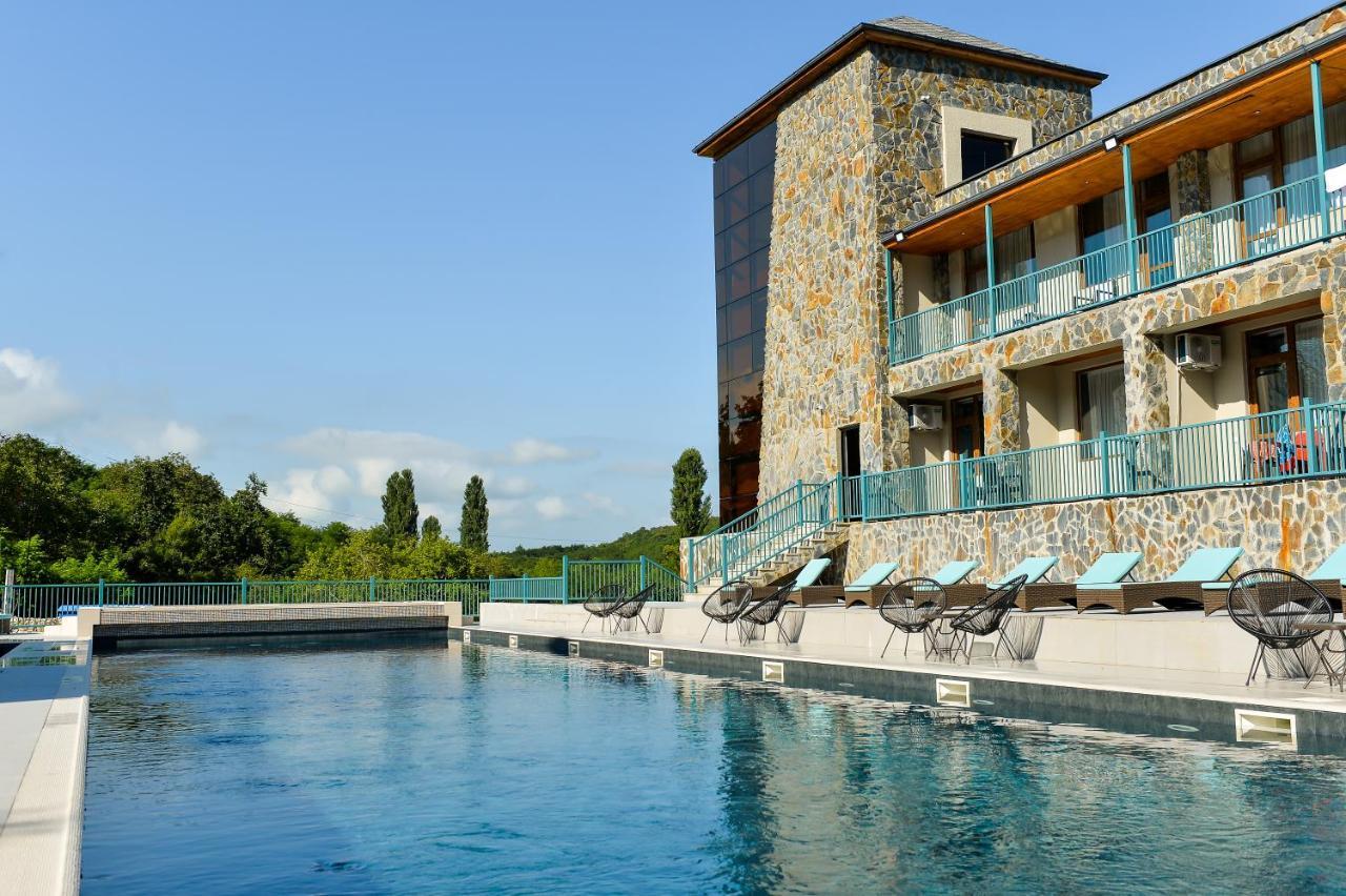 Tskaltubo Epic Hotel & Spa ภายนอก รูปภาพ