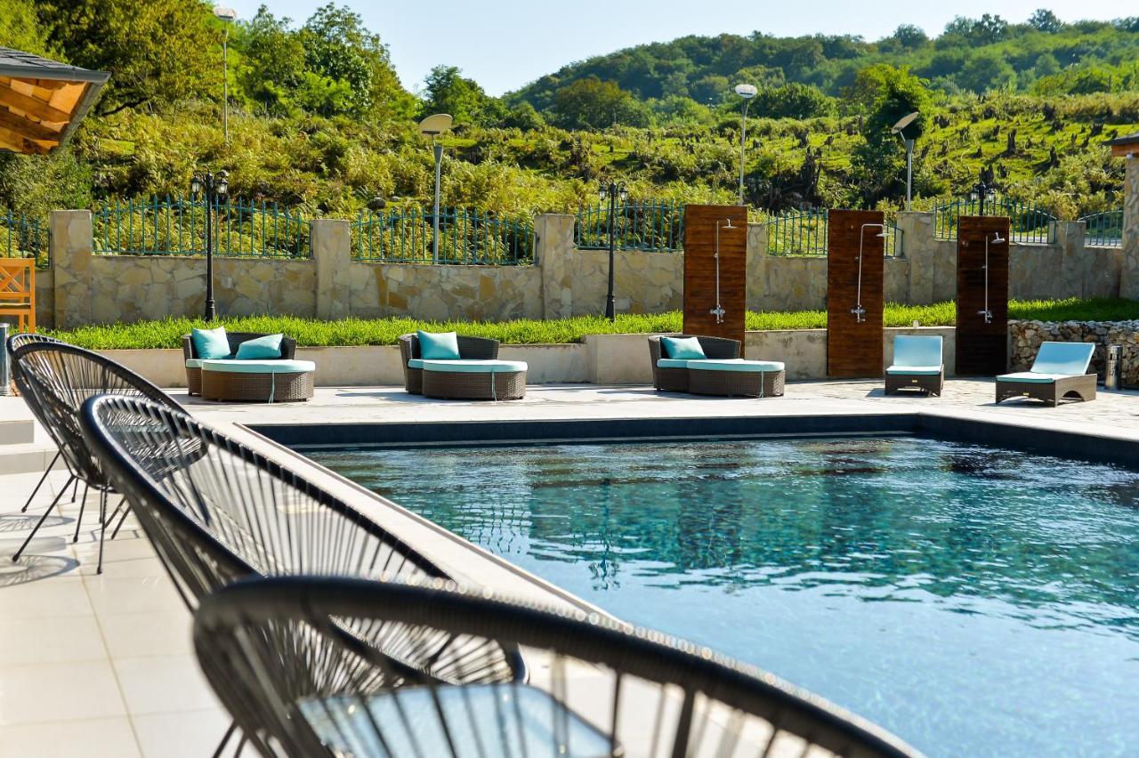Tskaltubo Epic Hotel & Spa ภายนอก รูปภาพ